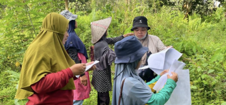 Laporan Riset: Sumber Pangan Alternatif dalam Kerangka Pendekatan Penghidupan Berkelanjutan Laporan Riset Sumber Penghidupan