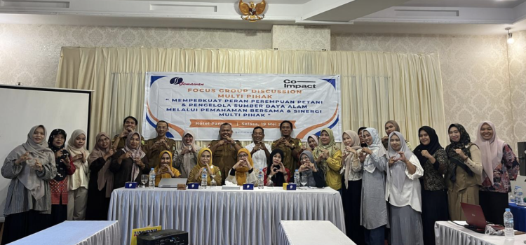 FGD Bahas Penguatan Peran Perempuan Petani dan SDA di Sambas Perempuan Petani Kuat Sambas